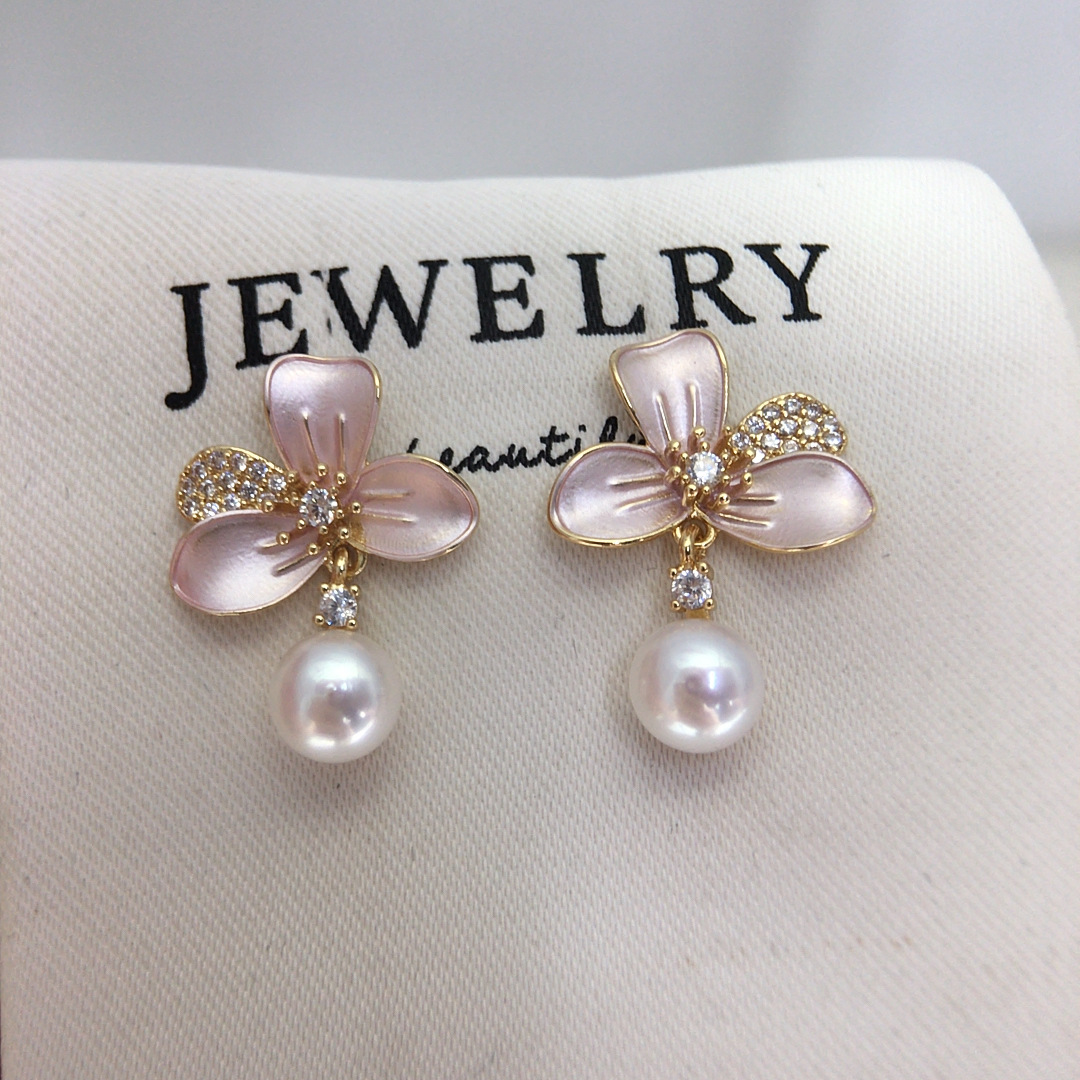Natural Freshwater Pearl Earrings with Micro-Inlaid Zircon Petals and Lacquered Pearls, Fashionable and Exquisite Pearl Jewelry Wholesale