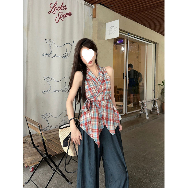 气质挂脖露肩背心女夏季2025新款设计感复古格纹收腰显瘦无袖上衣|undefined