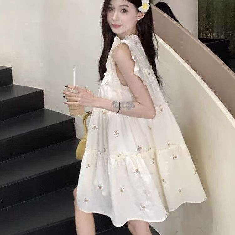 Simple and Elegant Floral Dress with Small Flutter Sleeves for Women, Summer Dopamine Beach Vacation Cake Princess Niche Style