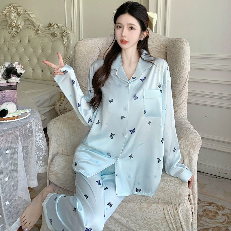 かわいい蝶の気質の氷のパジャマの女性の秋の長袖のスーツのフランスの軽い贅沢な風の家庭服は外で卸売りを着ることができます。|undefined