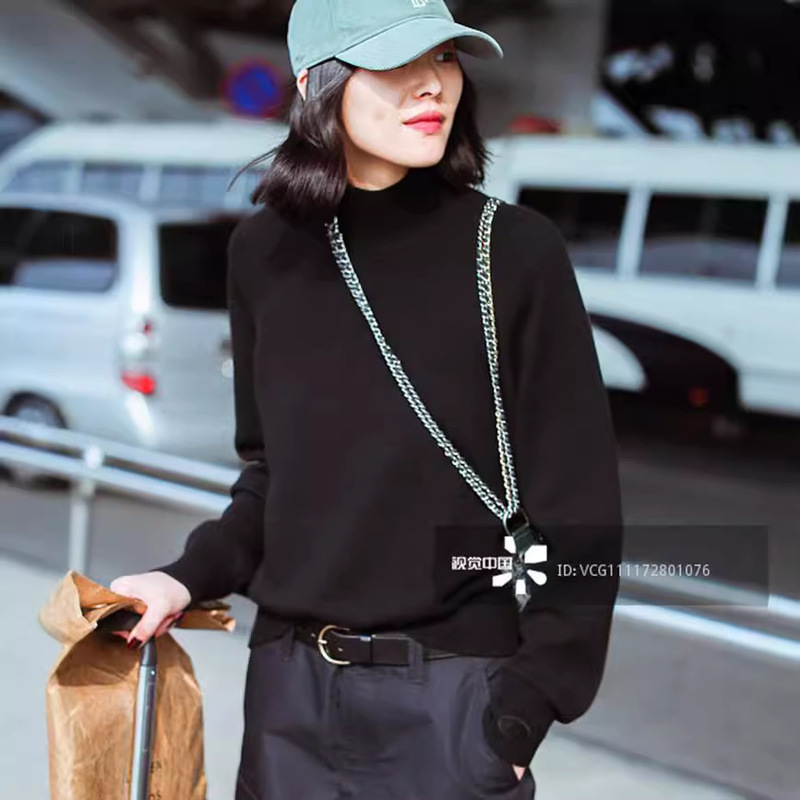 Liu Wen's Same Style Knitwear Women's Half-turtleneck Thickened Loose Comfortable Elegant Lazy Style Half-turtleneck White Sweater Liu Wen's Same Style Knitwear Women's Half-turtleneck Thickened Loose Comfortable Elegant Lazy Style Half-turtleneck White Sweater