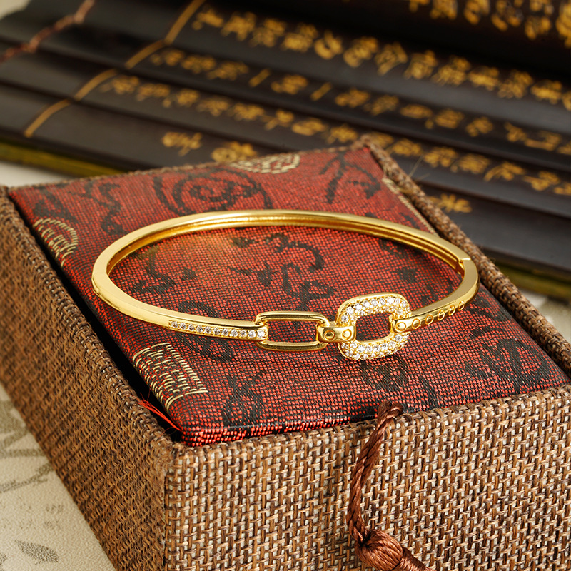 Brazalete de fijación de estilo europeo de Vietnam Sha Jin micro perforación simple pulsera de círculo delgado para niños versátil pequeño libro rojo con el mismo estilo fresco