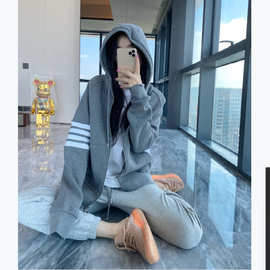 TB女士经典华夫格四条杠春秋连帽TB男女同款情侣潮牌休闲开衫棉