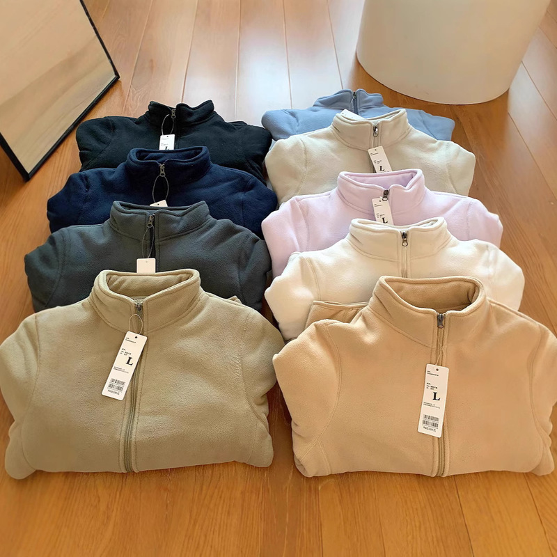Men's and Women's Couple Style Warm Double-Layer Retro Fleece Lamb Wool Windproof Thickened Stand Collar Fleece Jacket Top Men's and Women's Couple Style Warm Double-Layer Retro Fleece Lamb Wool Windproof Thickened Stand Collar Fleece Jacket Top