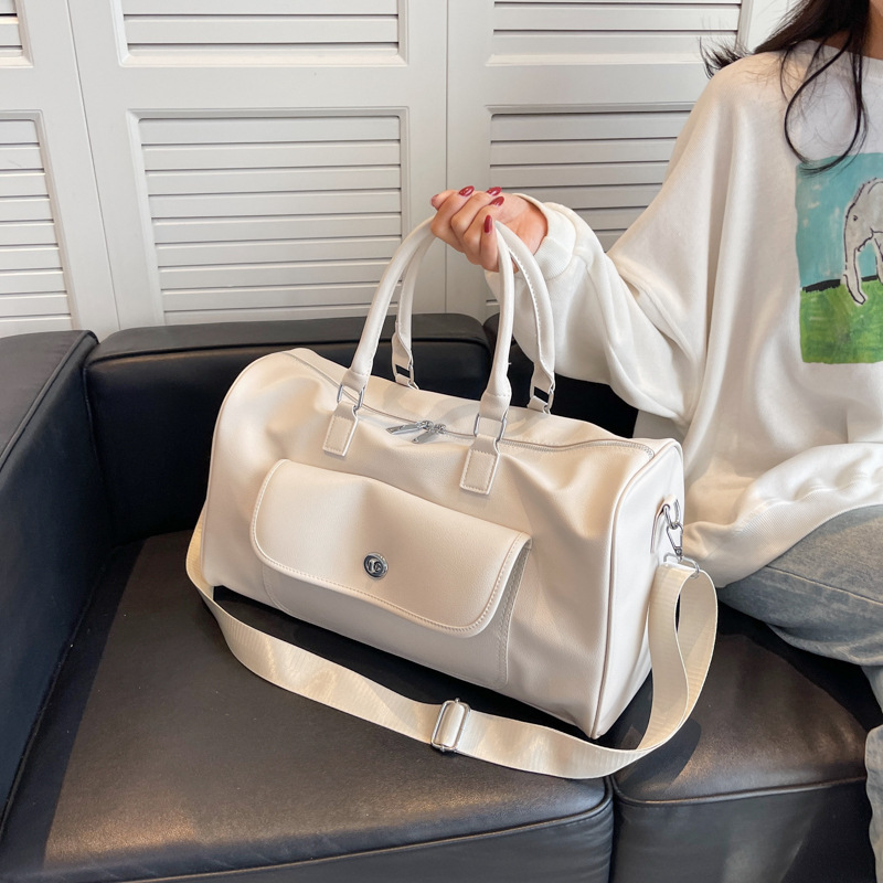 跨境旅行包女大容量短途出行便携行李包多功能PU瑜伽手提健身包