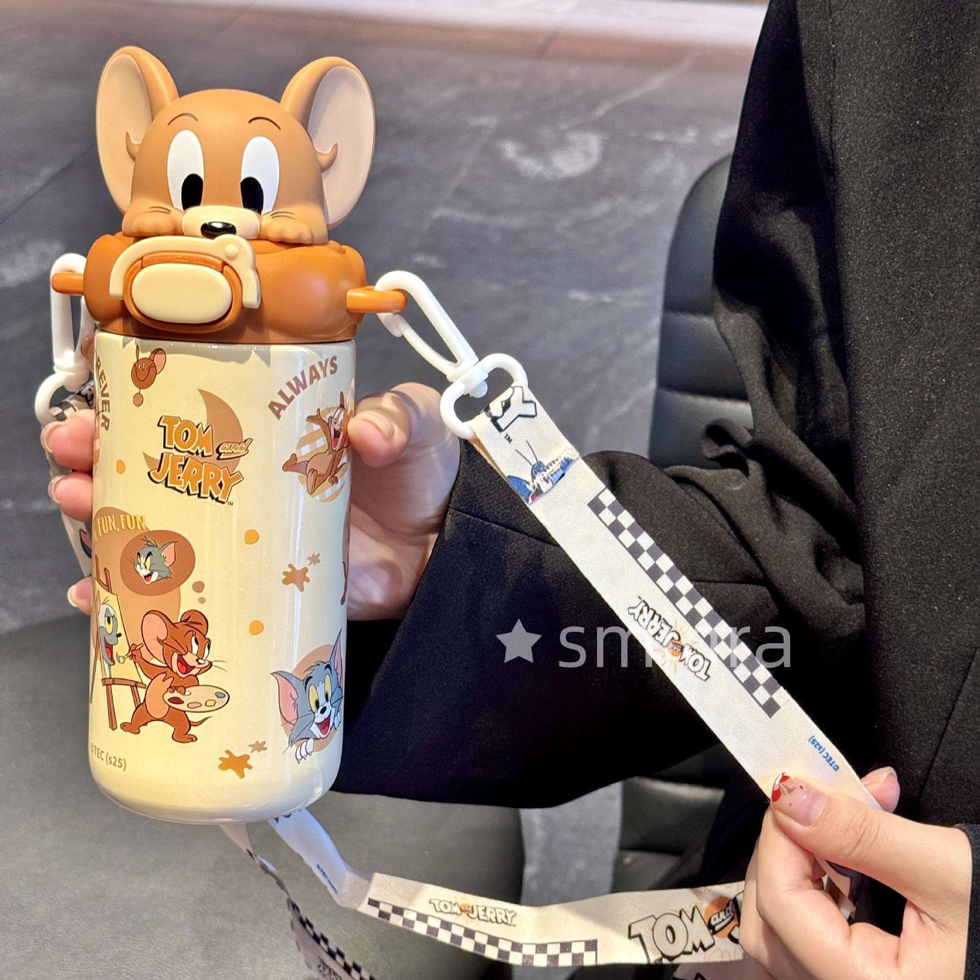Gato y ratón taza de agua para niños 2025 nueva taza de agua de paja de alto valor facial para niños y niñas taza de agua especial para la escuela