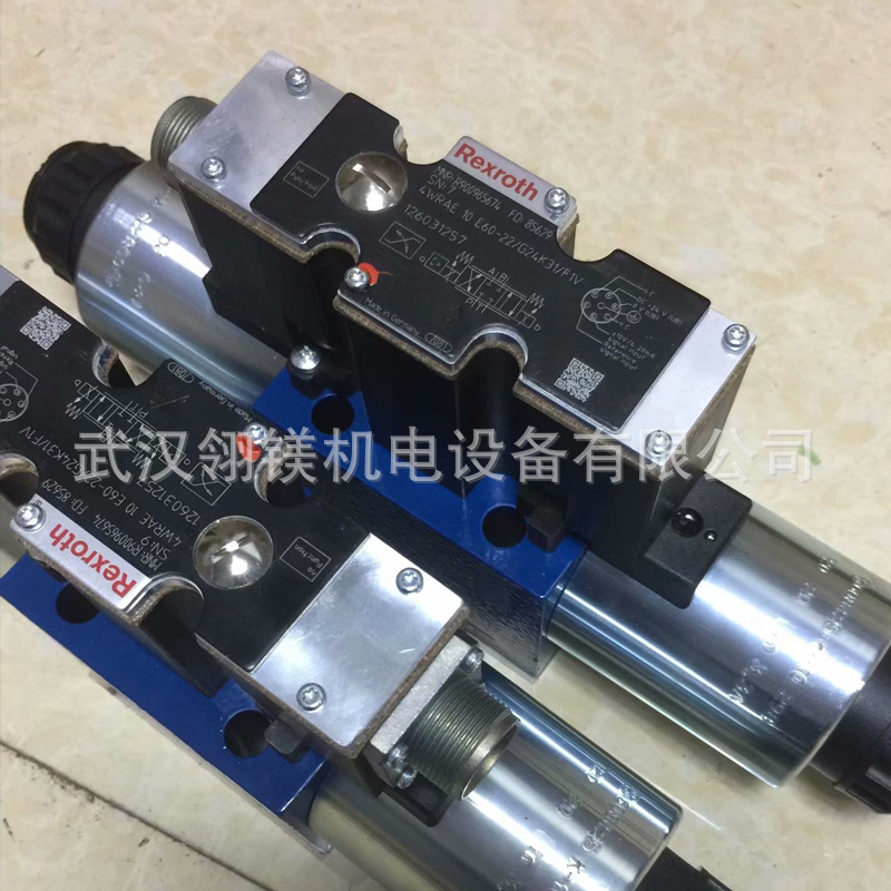 力士乐比例阀  R900971420	4WREE10EA50-22/G24K31/F1V