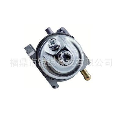 XT675, Carburetor