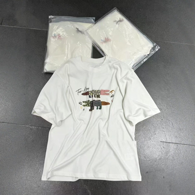 2026 Spring Women's Cream Apricot Color Round Neck Playful Patchwork Crocodile Short Sleeve T-Shirt Slimming Round Neck Short Sleeve T-Shirt for Women 2026 Spring Women's Cream Apricot Color Round Neck Playful Patchwork Crocodile Short Sleeve T-Shirt Slimming Round Neck Short Sleeve T-Shirt for Women