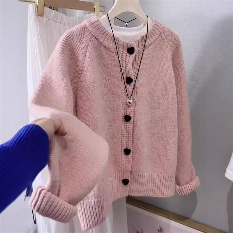 2025 New Autumn and Winter Gentle Style Pure Color Sweater Women's Fashionable Design Heart Button Knitted Cardigan Top