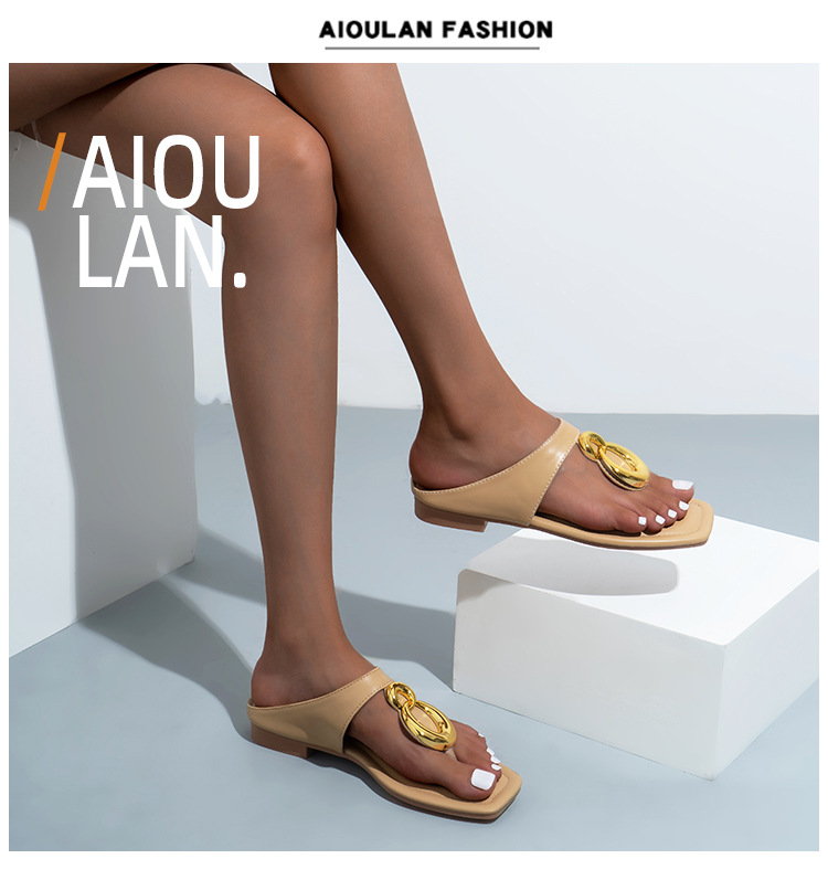 Women Flip Flops New Casual Flat Slippers Female Slides Versatile Square Head Hollow Ladies Sandals_voghion.com