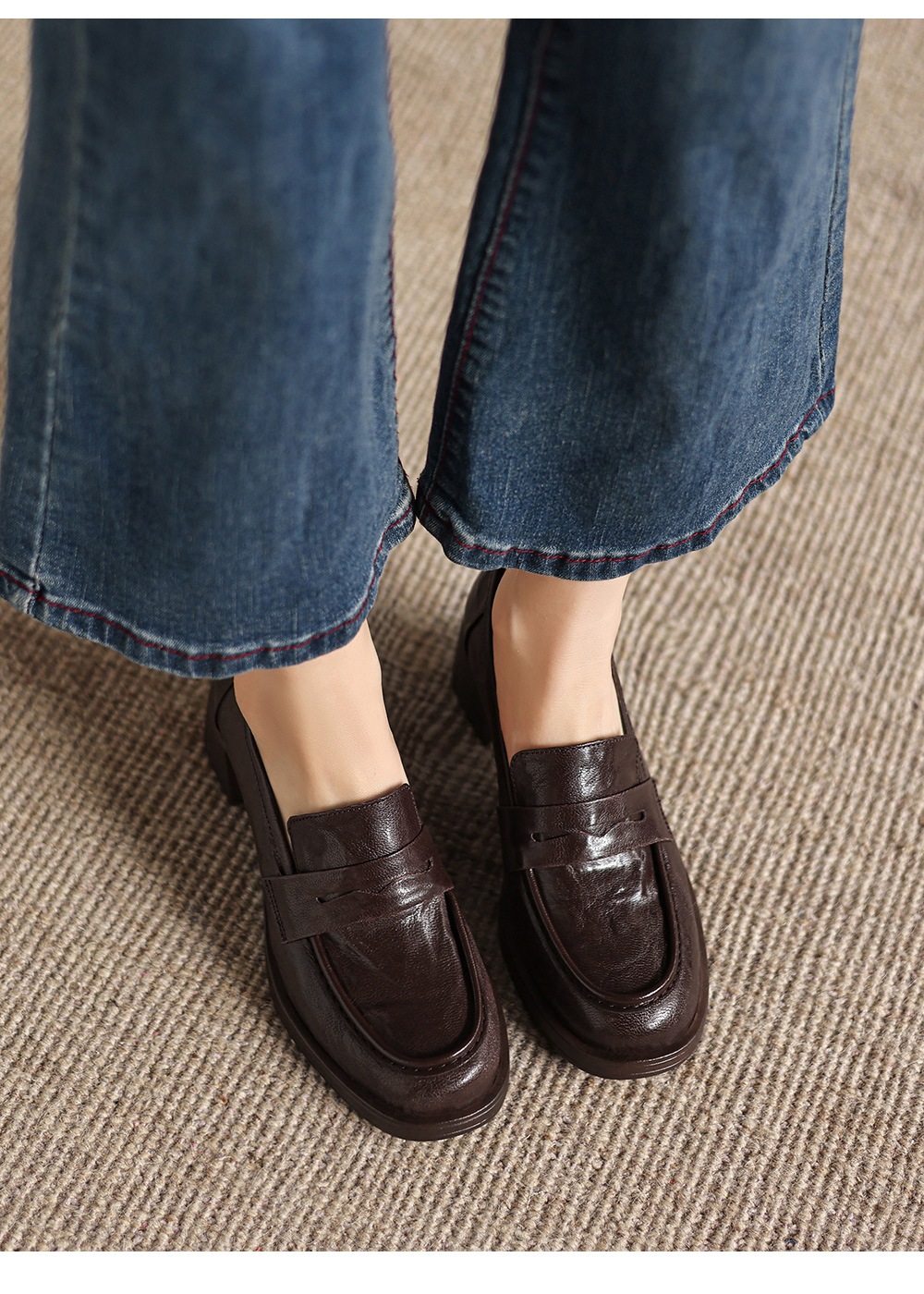 Giày cao gót nữ mũi tròn da dê gót vuông ổn định kiểu loafer — màu nâu