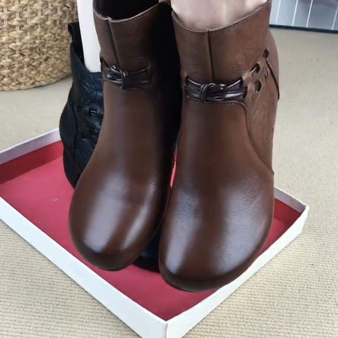 Ethnic Style Retro Short Boots for Women, Thick Heel Martin Boots, Autumn and Winter Single Boots, Winter Soft Sole Soft Leather Mom Shoes