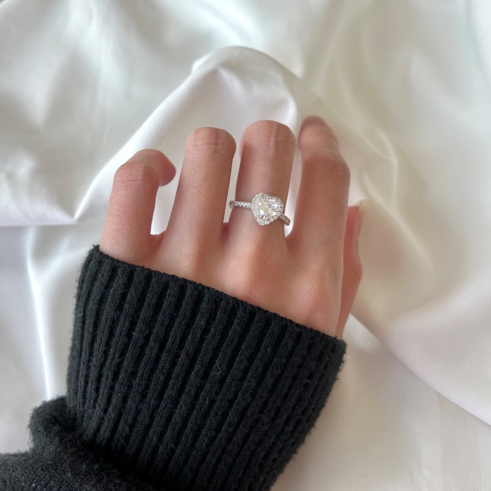 3g Weight Zircon Inlay Material Rings Classification 5, 9 Ring Size Banquet, Daily Occasion 925 Sterling Silver Material Heart Shape Pattern 2025 Spring and Summer Season Women's Gender Plating Design Elegant, Simple Style Style 925 Sterling Silver Zircon Heart Shape Rings 925 Sterling Silver Rings 45
