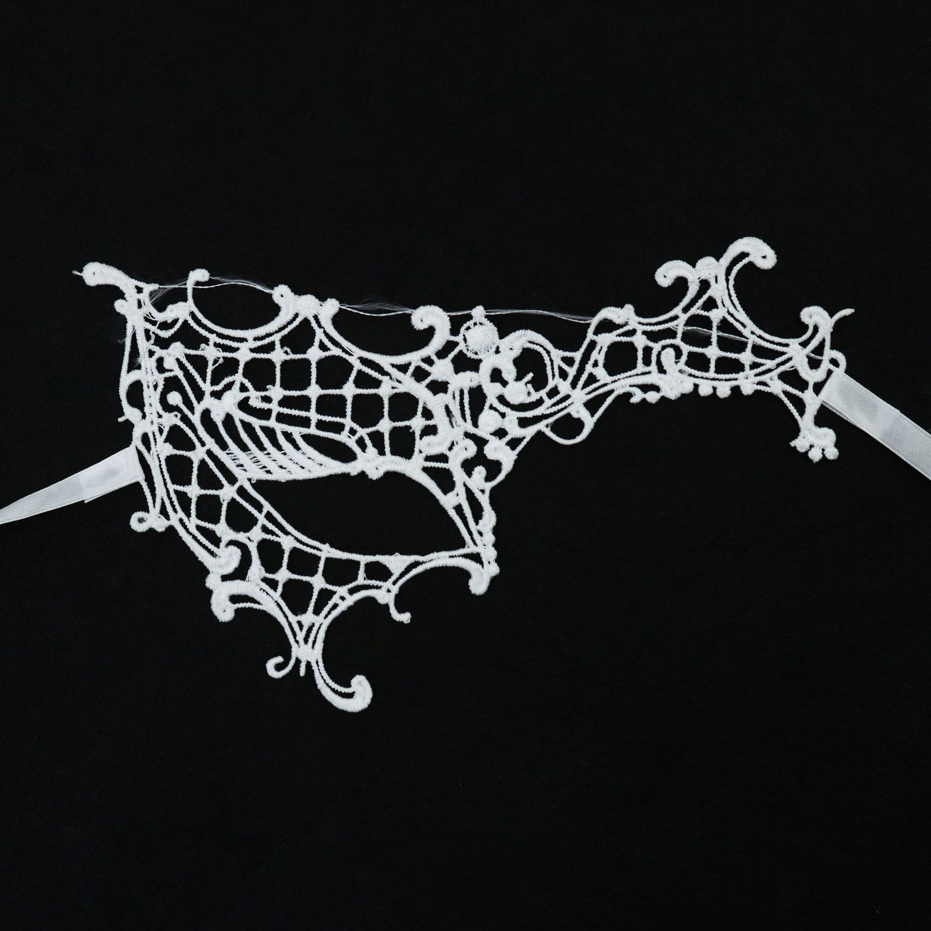 Carnaval máscara de encaje de venta transfronteriza máscara de maquillaje de fiesta de baile máscara de encaje amorfa máscara TK