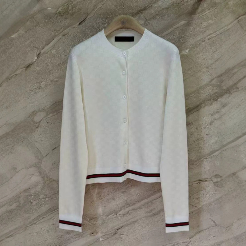 G-brand authentic version 26 autumn new style Chanel-inspired letter-printed round-neck knitted long-sleeve cardigan G-brand authentic version 26 autumn new style Chanel-inspired letter-printed round-neck knitted long-sleeve cardigan