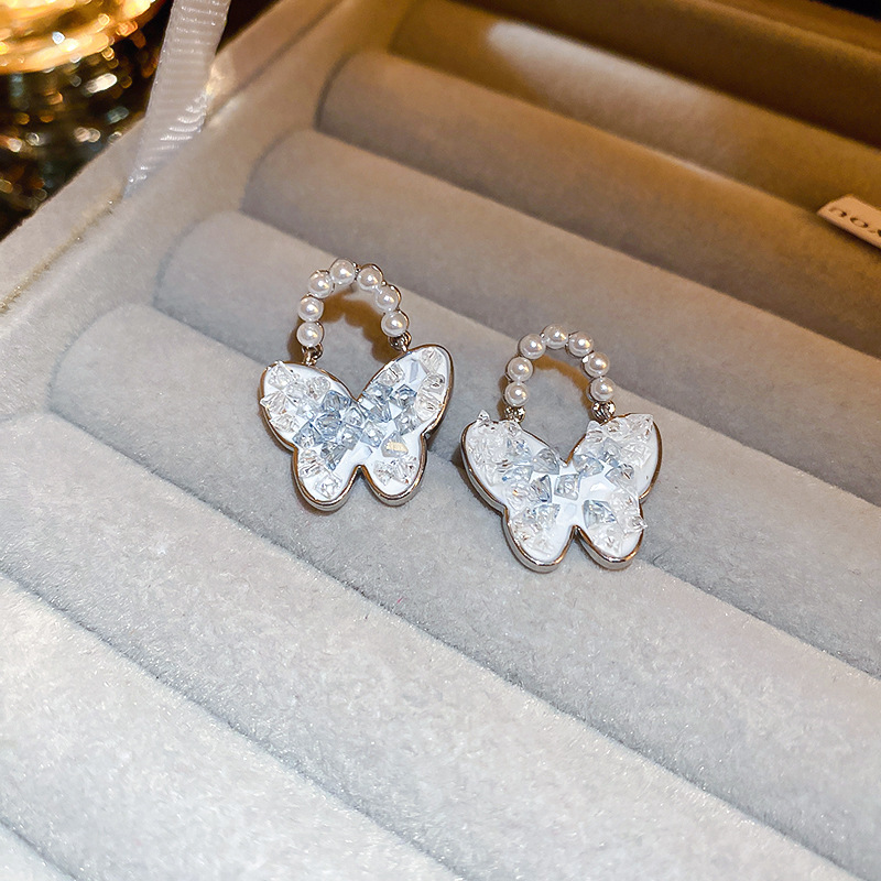 1 Pair Sweet Flower Artificial Crystal Ear Studs display picture 6