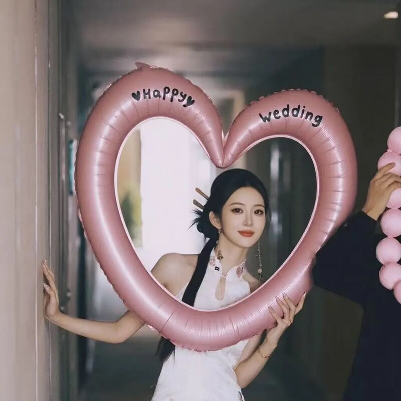 Wedding Registration Engagement Photo Shoot Pink Hollow-Out Oversized Heart-Shaped Photo Frame Bow Balloon Wedding Photo Props Wedding Registration Engagement Photo Shoot Pink Hollow-Out Oversized Heart-Shaped Photo Frame Bow Balloon Wedding Photo Props