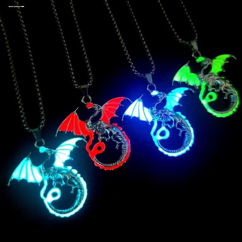 2023 nueva moda de los hombres de moda colgante pareja joyería Domineering luminoso llama collar de dragón de los hombres