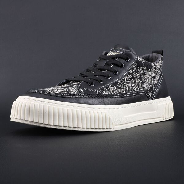 Autumn universal casual breathable sneakers