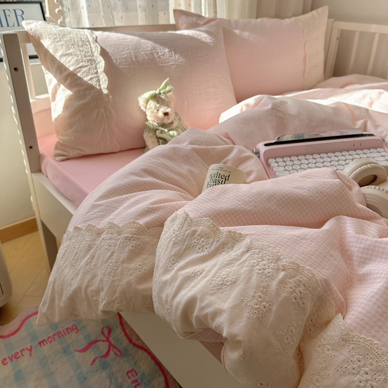 Madre y bebé desnudos clase A cama cuatro piezas de encaje francés sábanas de algodón lavable cubierta cama dormitorio tres piezas de cama