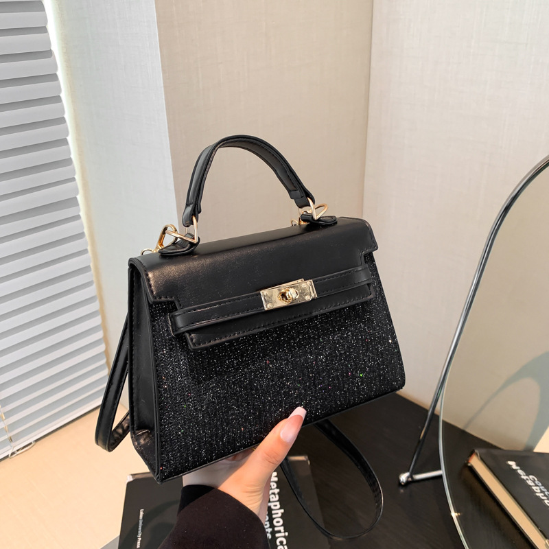 Bolsa pequeña de estilo extranjero para mujeres 2024 nuevo estilo de mano popular coreana de hombro de un solo hombro para viajar sensación de alta calidad bolso Kylie