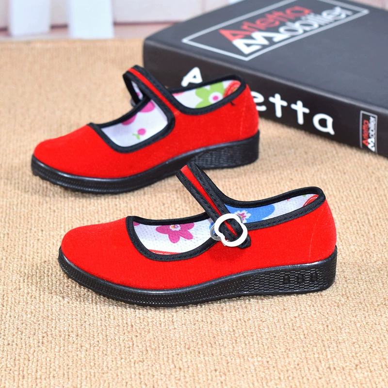 Children's slip-ons, sports shoes