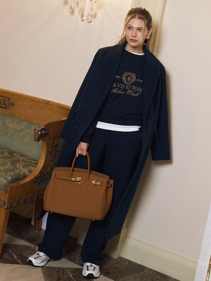 Bộ đôi áo nỉ thêu và quần dài nữ phong cách casual — Màu trắng nhạt, Màu xanh hải quân, màu xám, nâu sẫm chi tiết 35