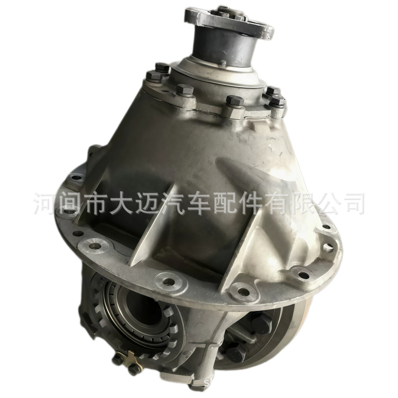 Dongfeng Eq153 Reducer 2402N-010 with Various Speed Ratios Is Suitable for Dongfeng Eq153 Series Medium-Duty Trucks