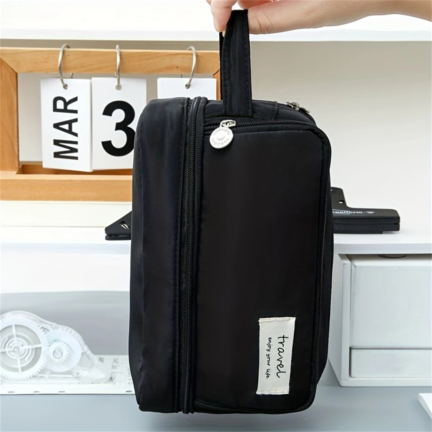 Caja de lápices de estudiante de secundaria de gran capacidad transfronteriza caja de lápices de doble capa caja de lápices multifuncional simple caja de lápices caja de papelería al por mayor