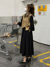 假两件套马甲拼接娃娃领长袖连衣裙女宽松显瘦气质感