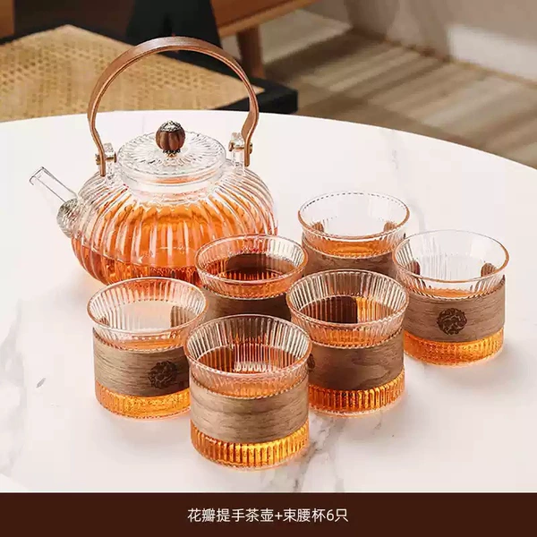 Pumpkin pot + 6 girdle cups
