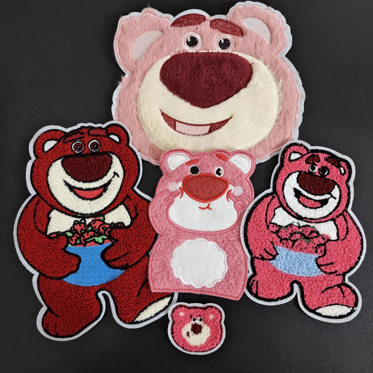 抖音推荐新款毛巾绣草莓熊布贴 刺绣卡通服装破洞补丁贴服装饰品