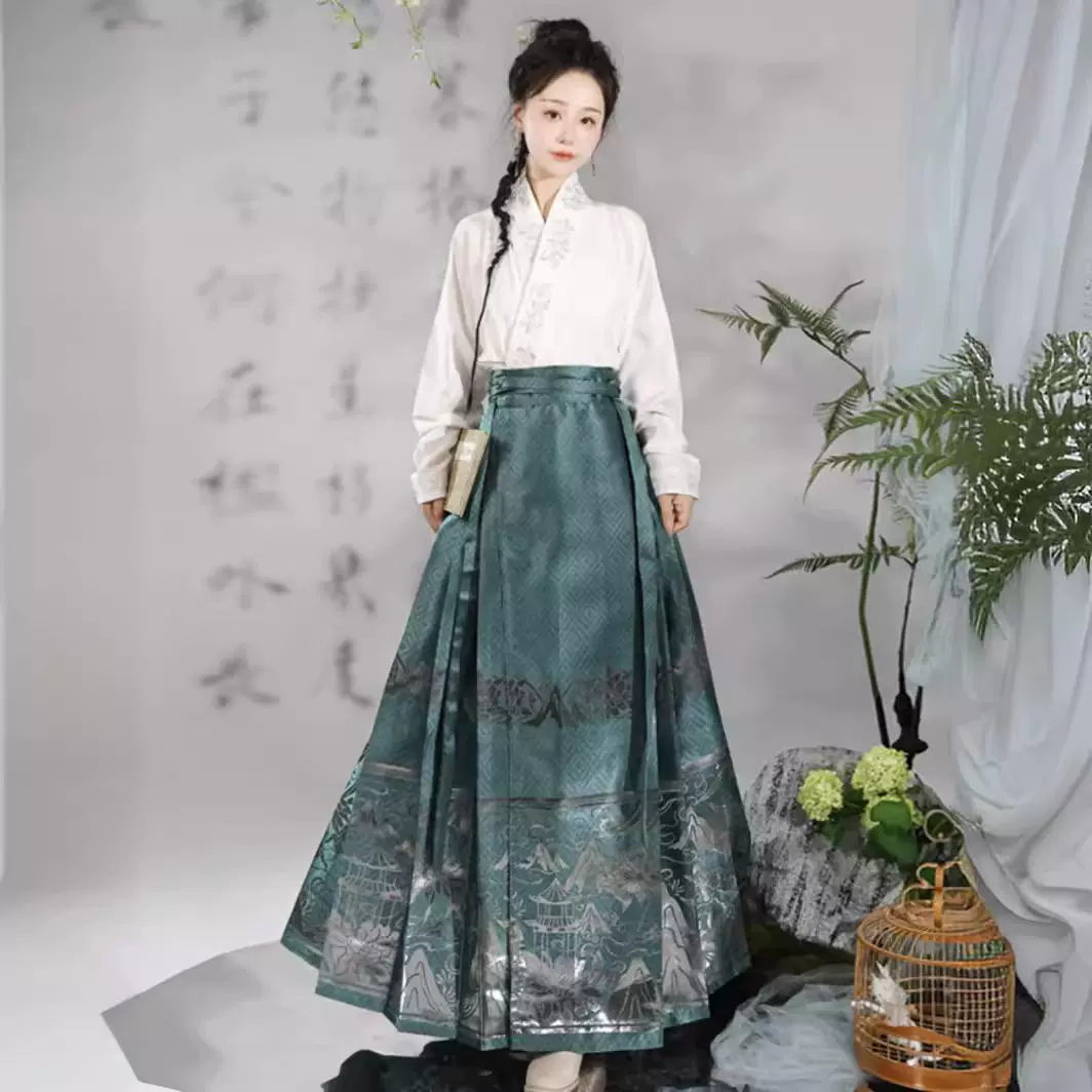 洛竹【雪莲花】原创明制织金马面裙改良飞机袖新中式女日常通勤