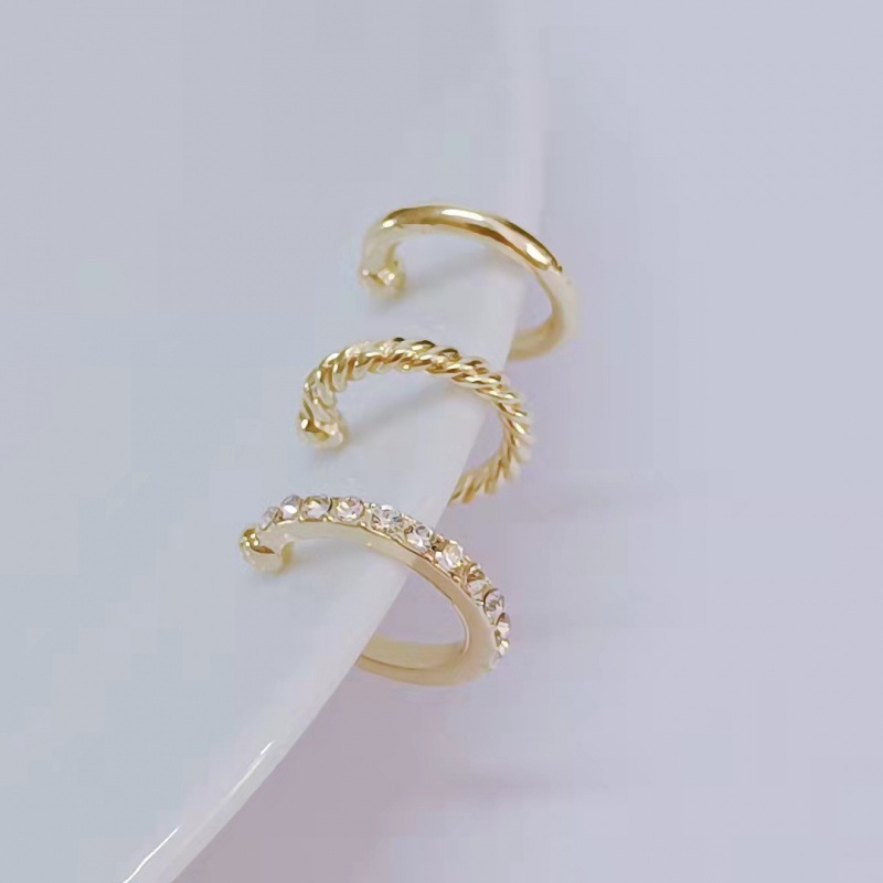 Retro ear clips