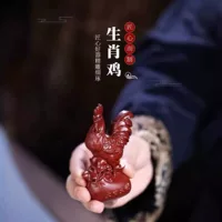 Yixing Zisha Dajiali Tea Cheen Dahongpao Chicken Chicken играет с украшением Зодиака Chicken Creative может поднять большого петуха