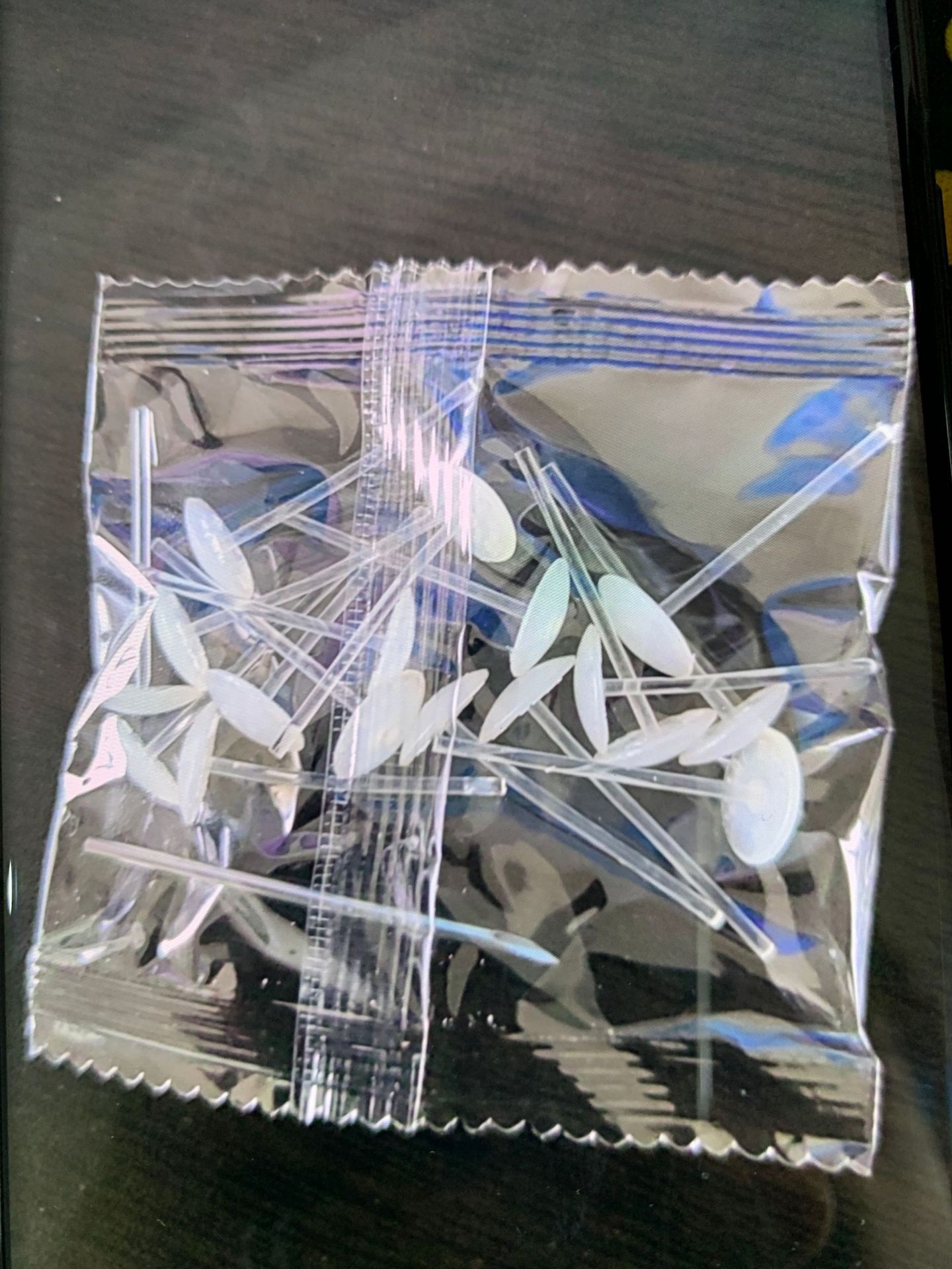 Отдельный пластиковый смотрел в упаковке из 16 смотрящих + 2 трубы