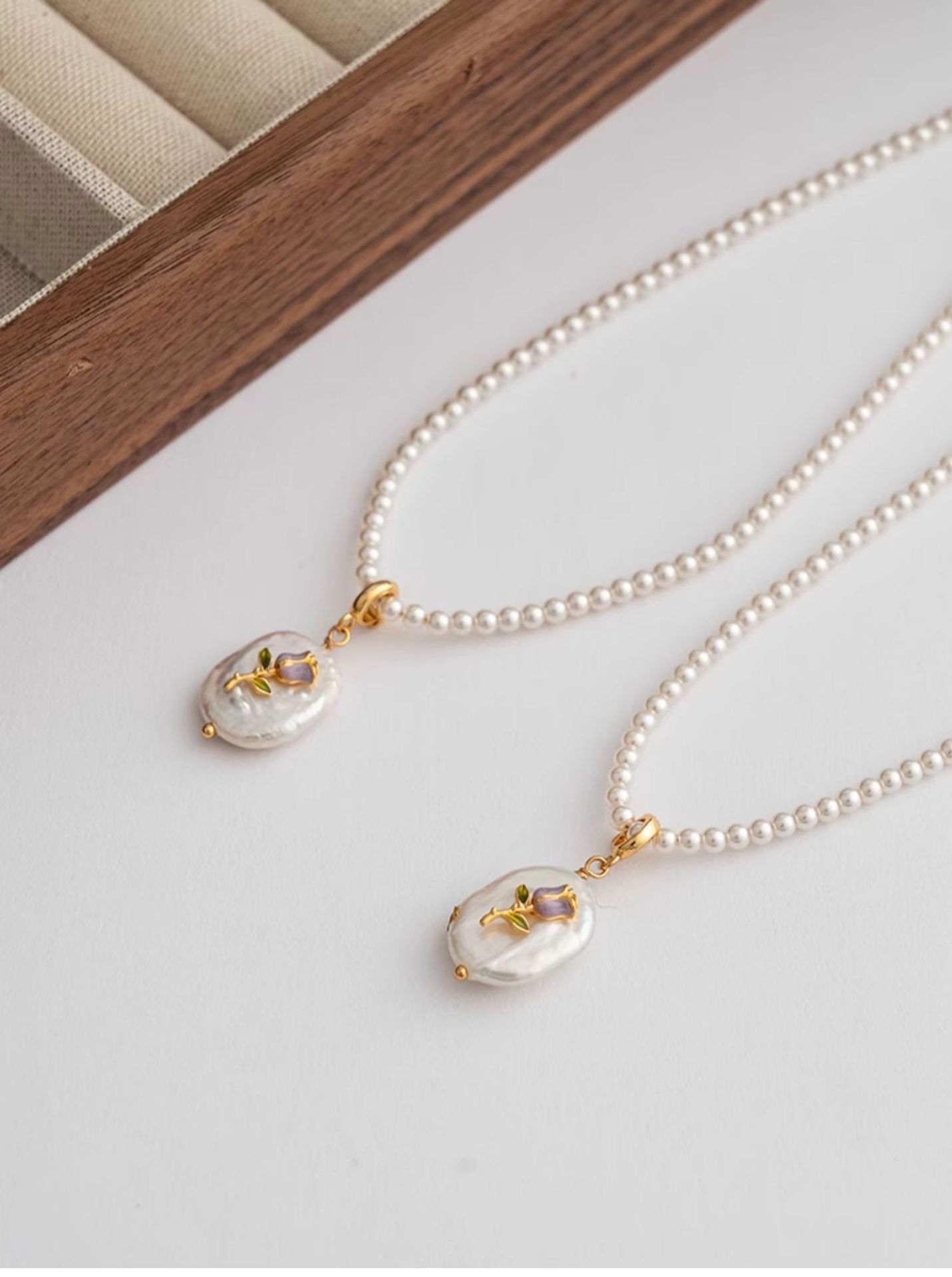 13g Weight Imitation Pearl Pendant Material Pendant Necklace Classification Beaded Chain Chain Type 1 Piece Quantity Holiday Occasion Imitation Pearl, Copper Material Flower Pattern All Seasons Season Women's Gender Beaded Design Vacation, Simple Style Style Vacation Simple Style Flower Imitation Pearl Copper Beaded Chain Beaded Necklaces Wholesale 7