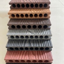 戶外塑木地板 防腐木木塑護欄庭院自拼地板長城板景區園林牆板