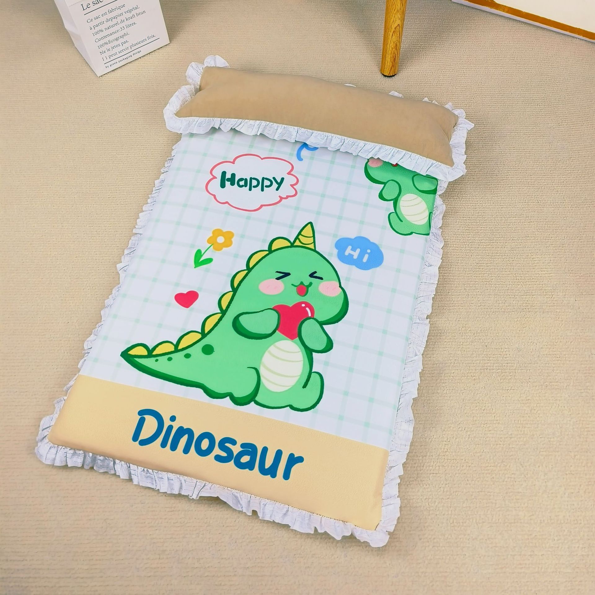 Verano dibujos animados japoneses poliéster algodón encaje cama cuadrada estera de verano tapete para gatos tapete para perros primavera y verano