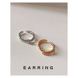 耳钉;耳环;戒指