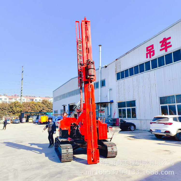 大液压光伏打桩机 (1).png