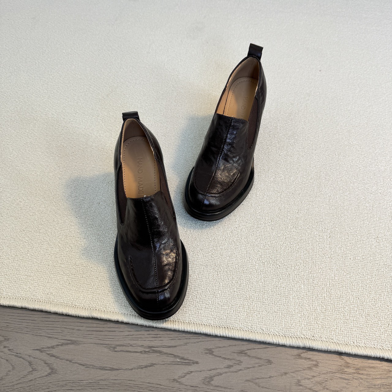 Sheepskin Version~British-Style Simple Silent Slip-On High-Heeled Loafers for Women, Retro Commuter Leather Shoes with Chunky Heels