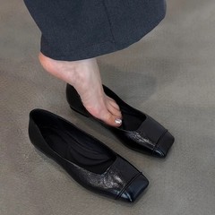 2025秋冬新款黑色复古显瘦舒适通勤平底鞋女极简方头一脚蹬小单鞋