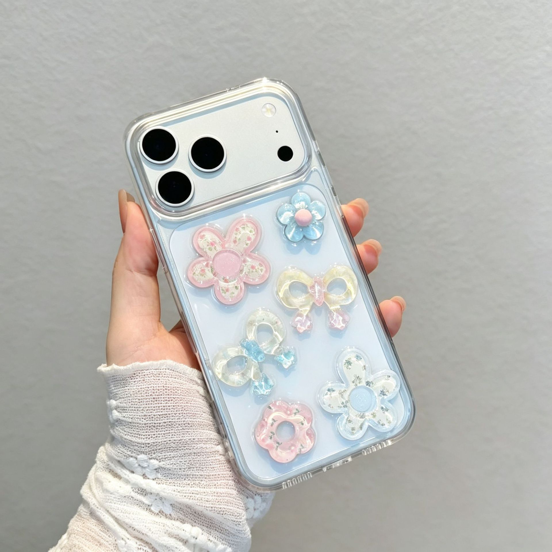 适用苹果18promax手机壳iphone17pro滴胶花朵蝴蝶结16新款15全包X