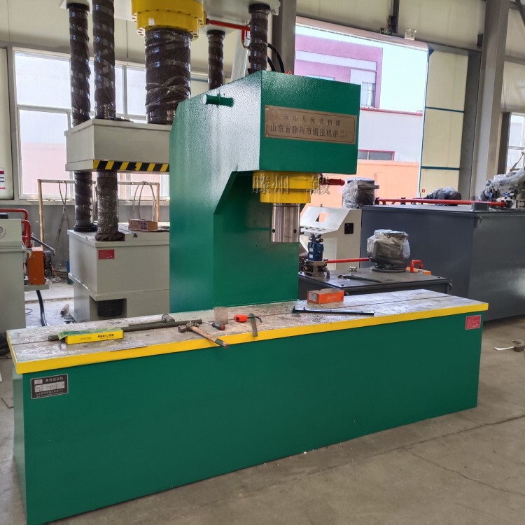 Factory Supply of 120-Ton Single-Column Small Hydraulic Machine, Extended Workbench, Shaping, Direct Pressing, Molding Pressure Machine