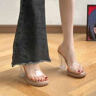 2025 New Summer Style Thick-Soled Waterproof Platform Transparent One-Strap High-Heeled Sandals for Women to Wear Outside in Summer with Crystals