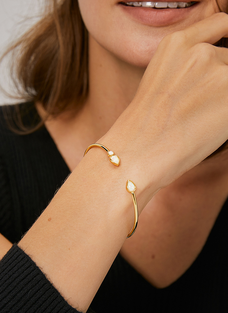 Water Droplets Pattern Women'S Gender Modern Style Water Droplets Copper Plating Inlay Gem 18k Gold Plated Cuff Bracelets