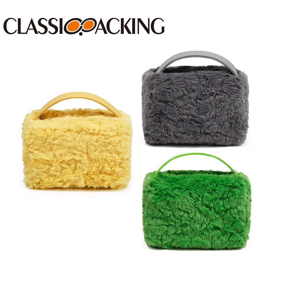 Bolso de almacenamiento al por mayor de fábrica Bolso de mujer de tendencia de moda de gran capacidad Bolso cosmético de material de felpa multifuncional