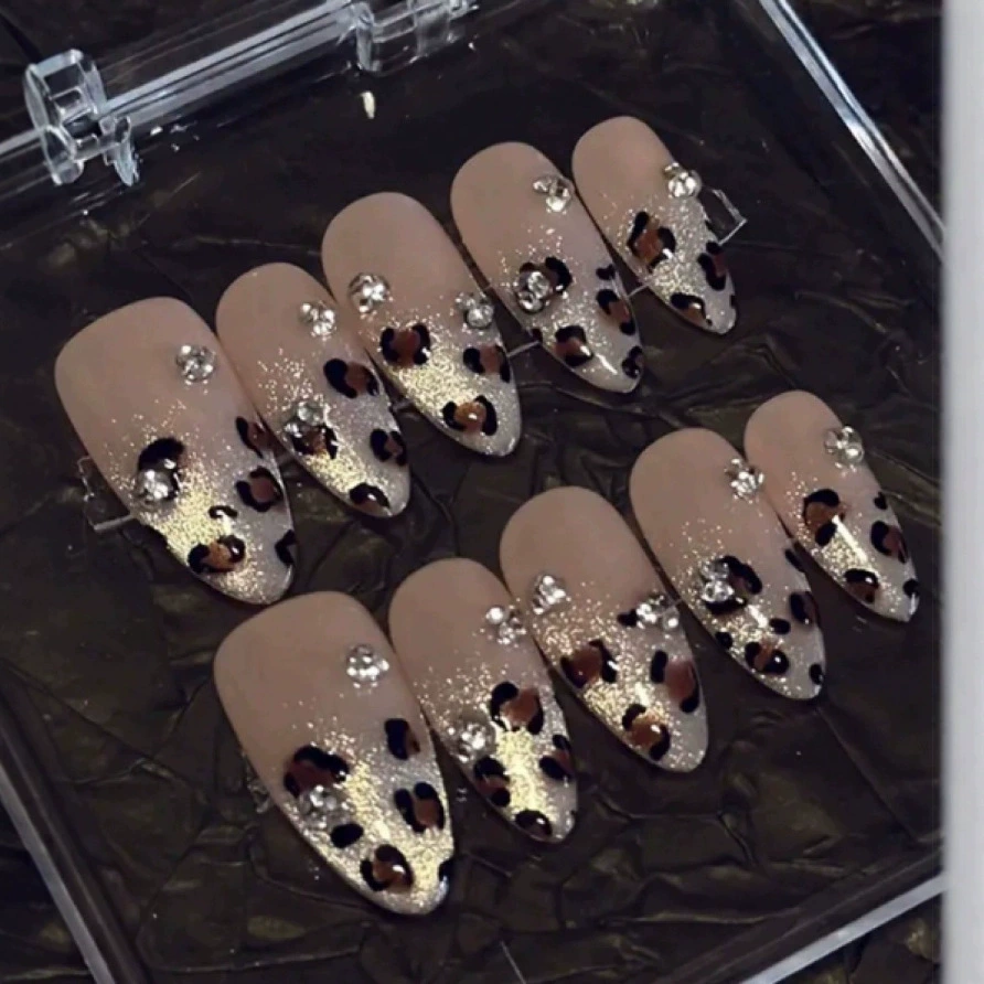 [Тысяча золотых леопардовых принтов] Ручная роспись французского стиля дрель сладкий и прохладный в доспехах